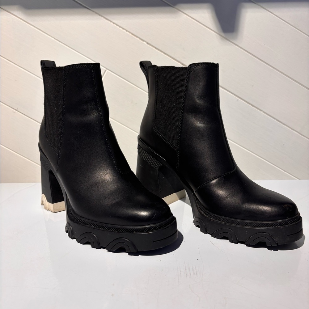 Sorel Black Brex Heel Chelsea